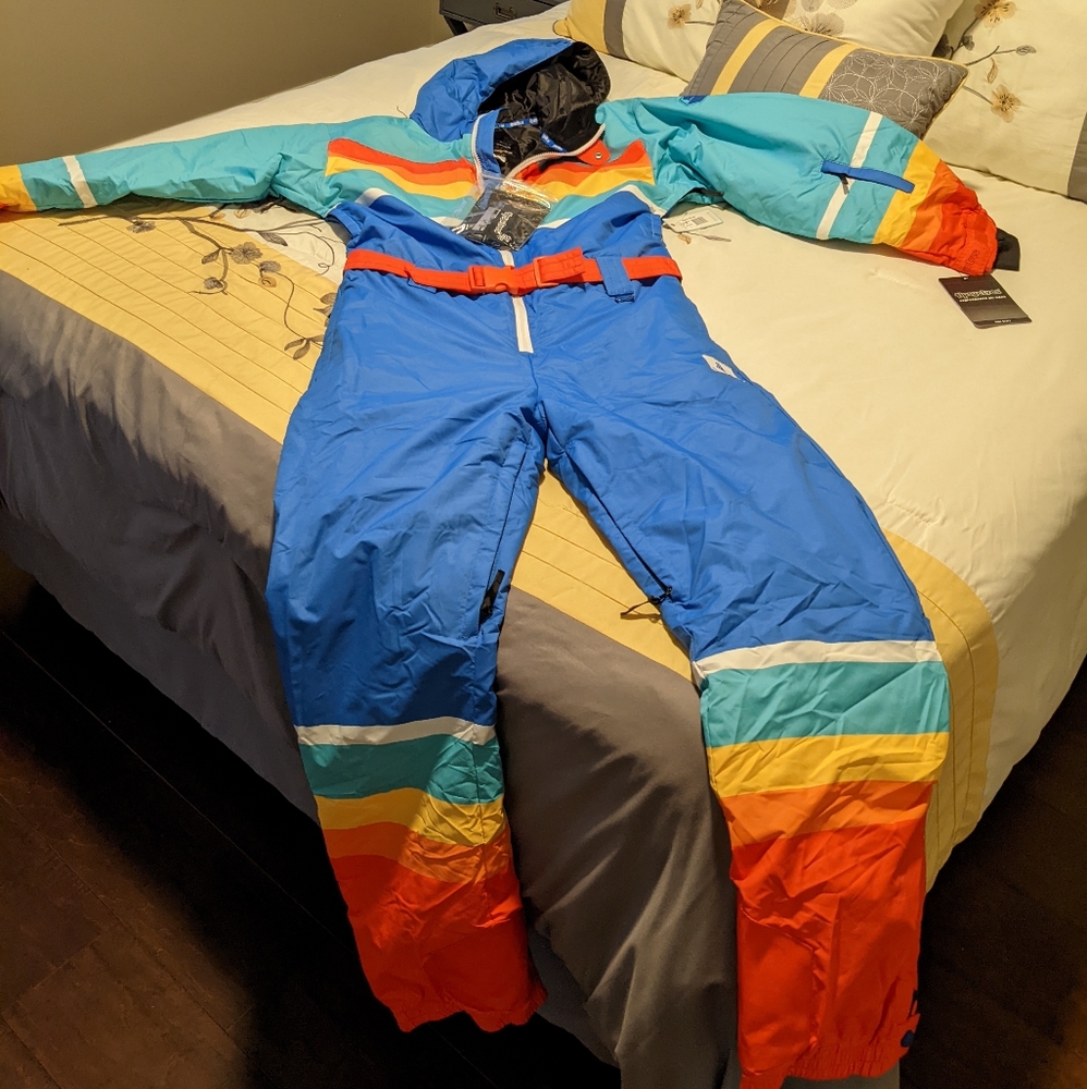 Ski suit